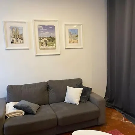Centre-ville Apartman LʼIsle-Jourdain